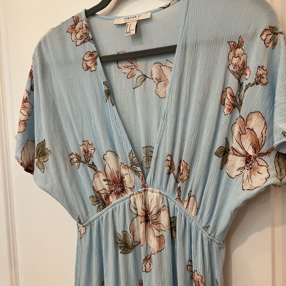 Forever 21 Light Blue Floral Dress